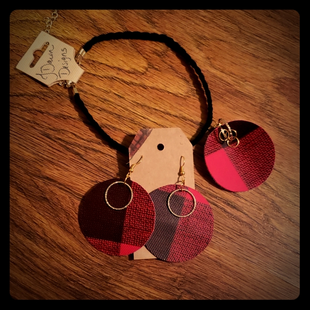 ‼RED PLAID‼CHOKER&EARRING SET‼❤FAUX LEATHER‼